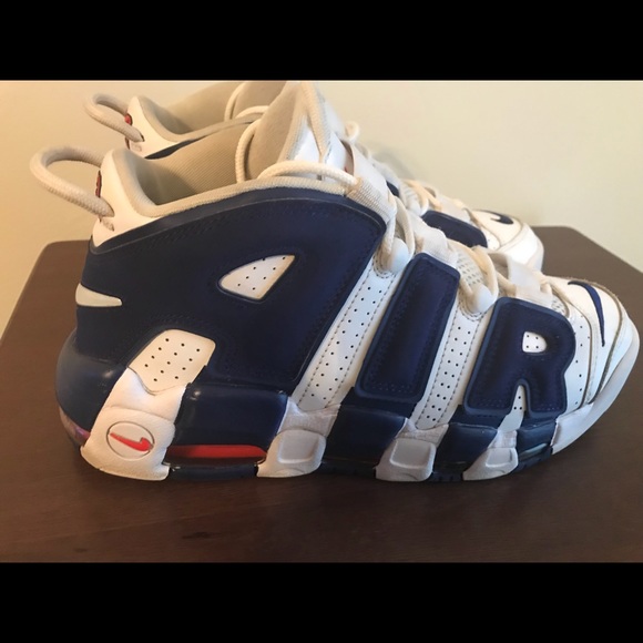Size 8.5 Air Uptempo 96 Knicks UPC 921948-101 - Picture 2 of 6
